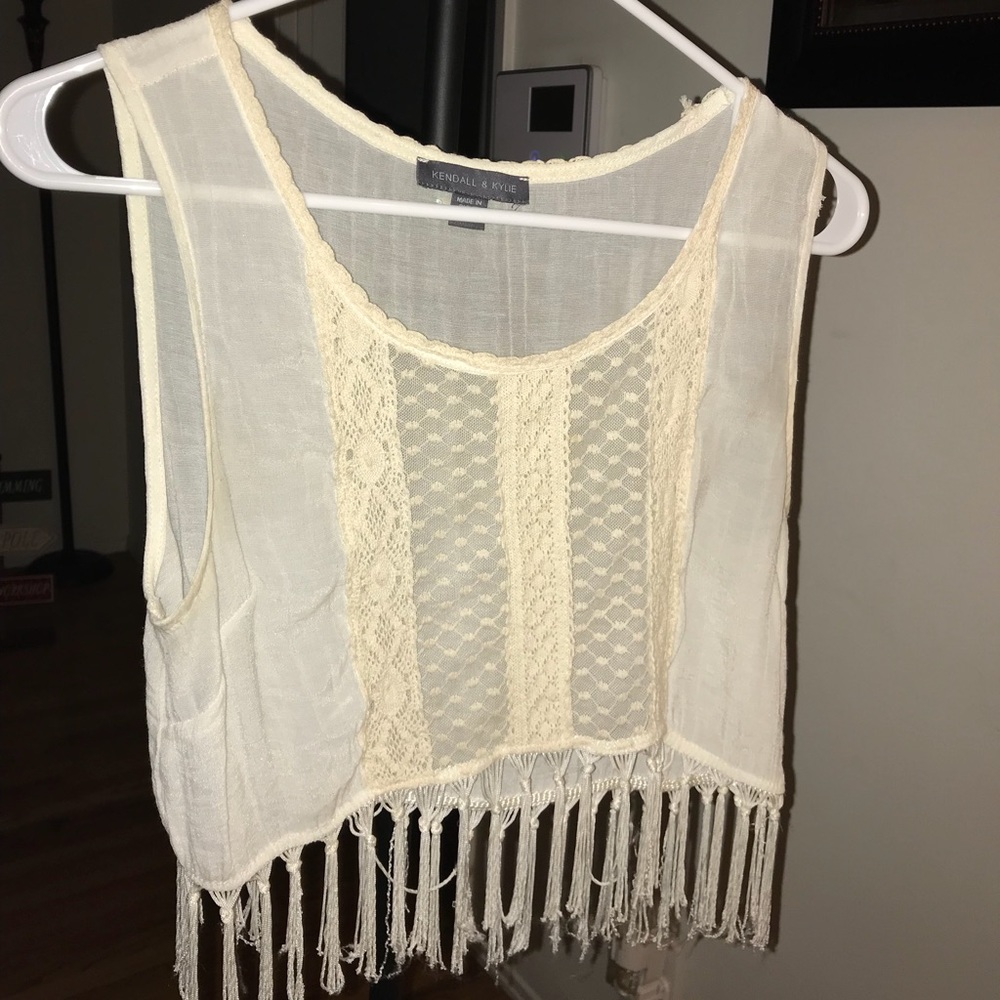 Kendal and Kylie Cute Blouse!